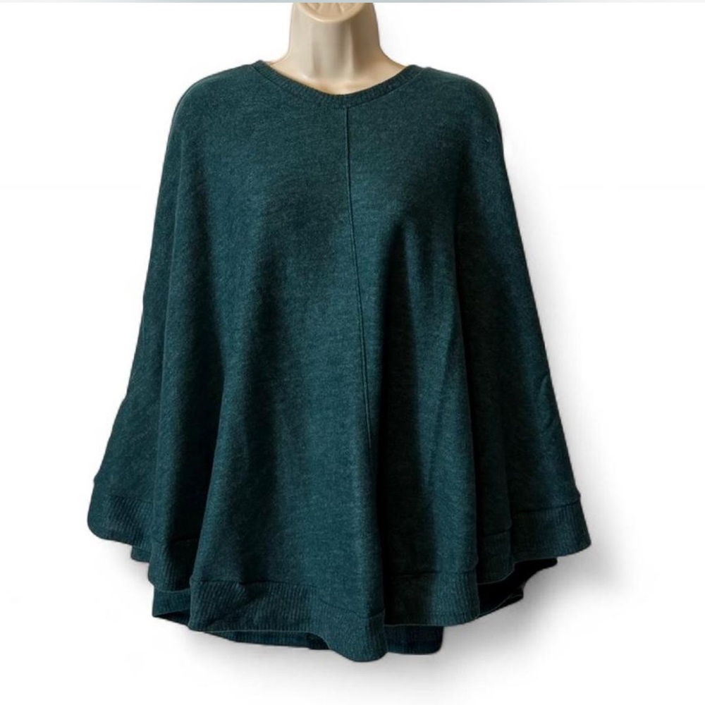 Circle‎ Poncho Top